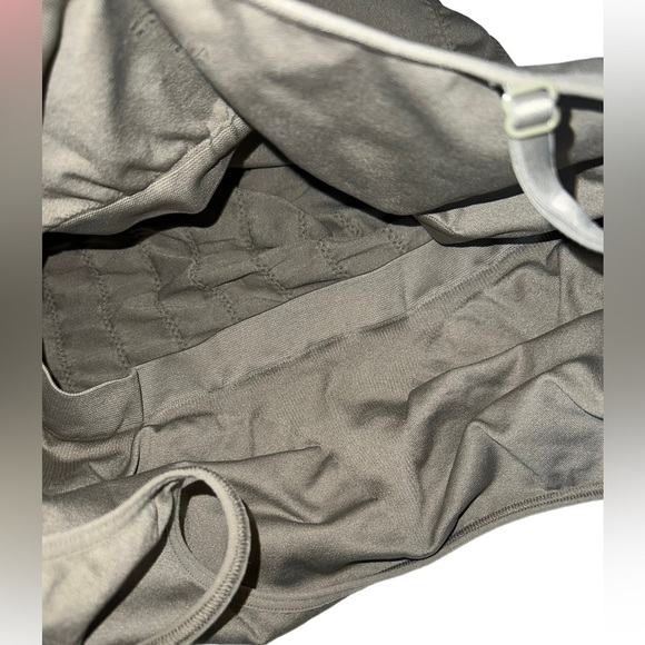 Merona Seamless Cami, Olive, size L - Picture 5 of 8